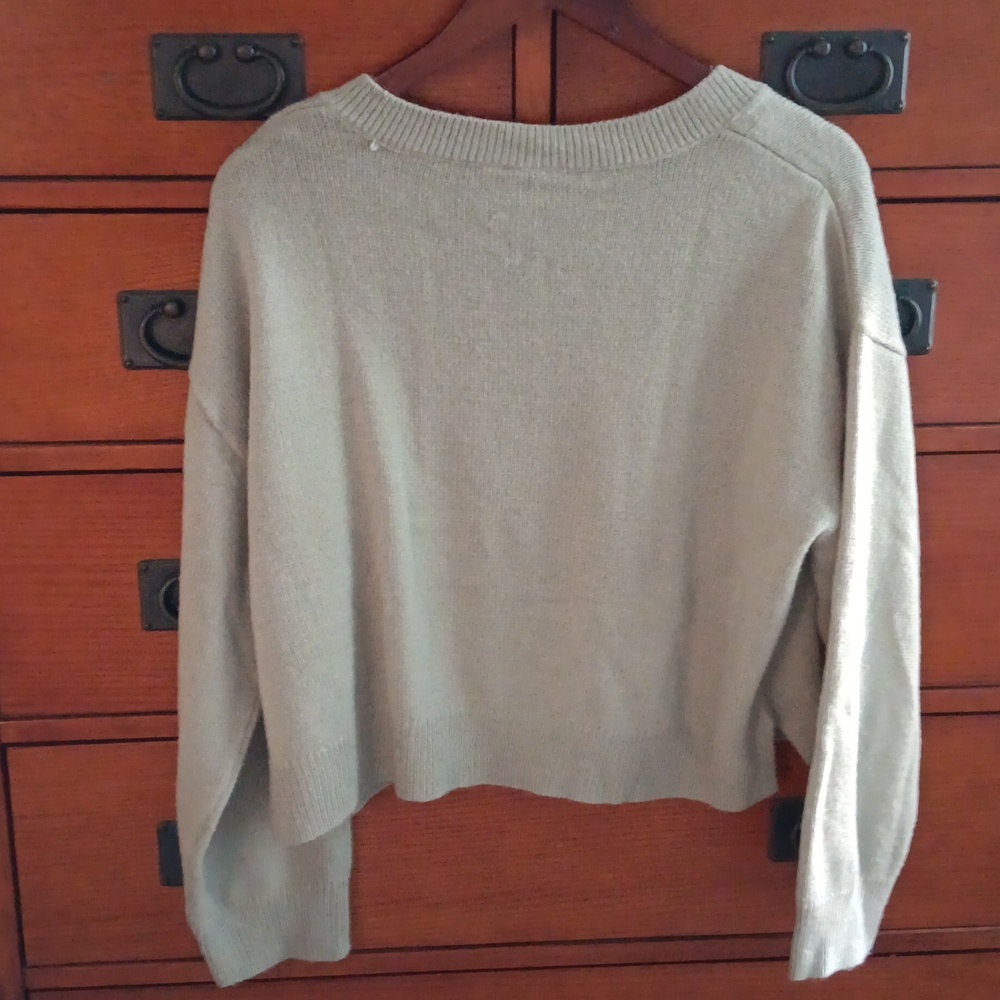 Divided  V-Neck Sweater - Picture 2 of 5